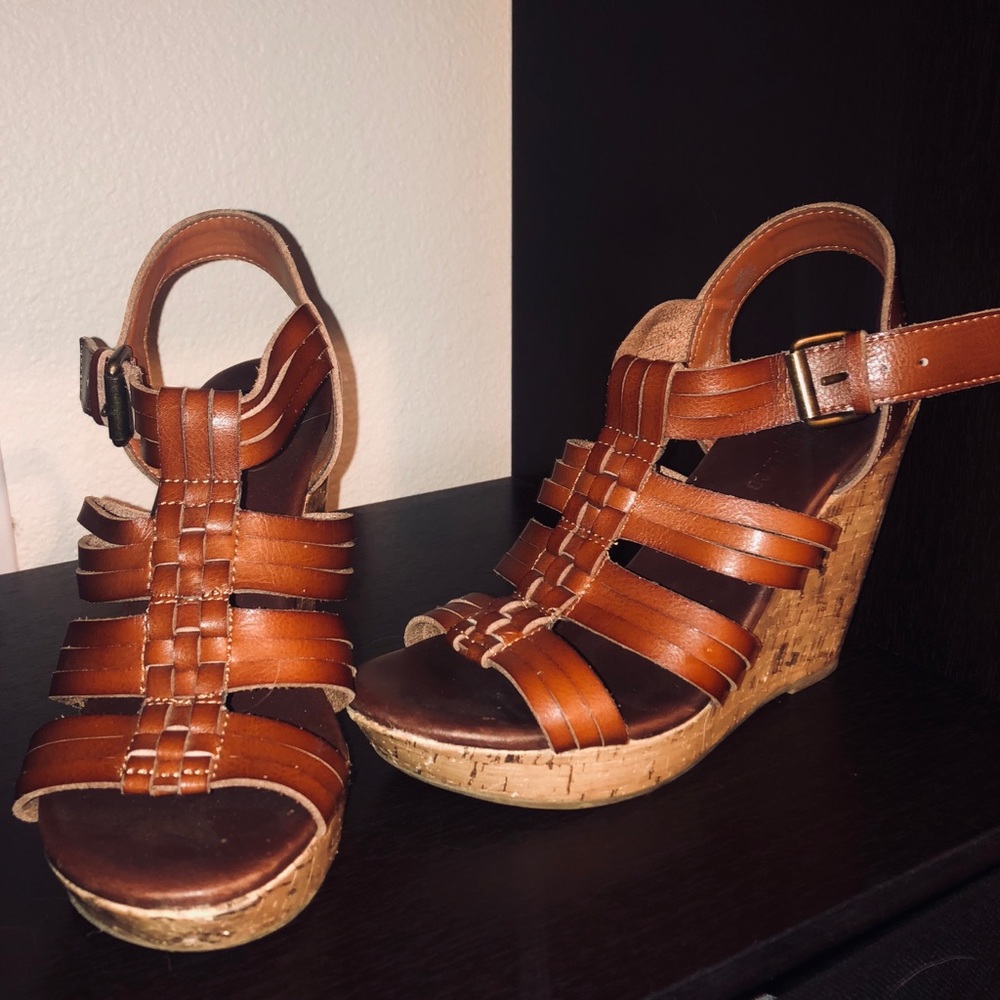 Brown Cork Wedges